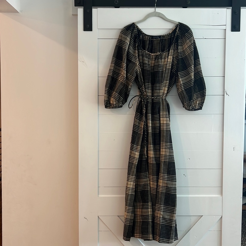 bought in Paris this summer. French brand Soeur. Great for travel to Europe